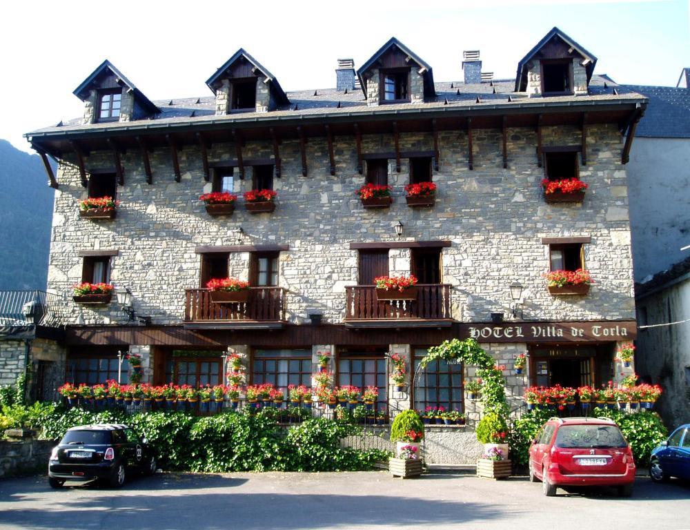 Hotel Villa De Torla Exterior foto